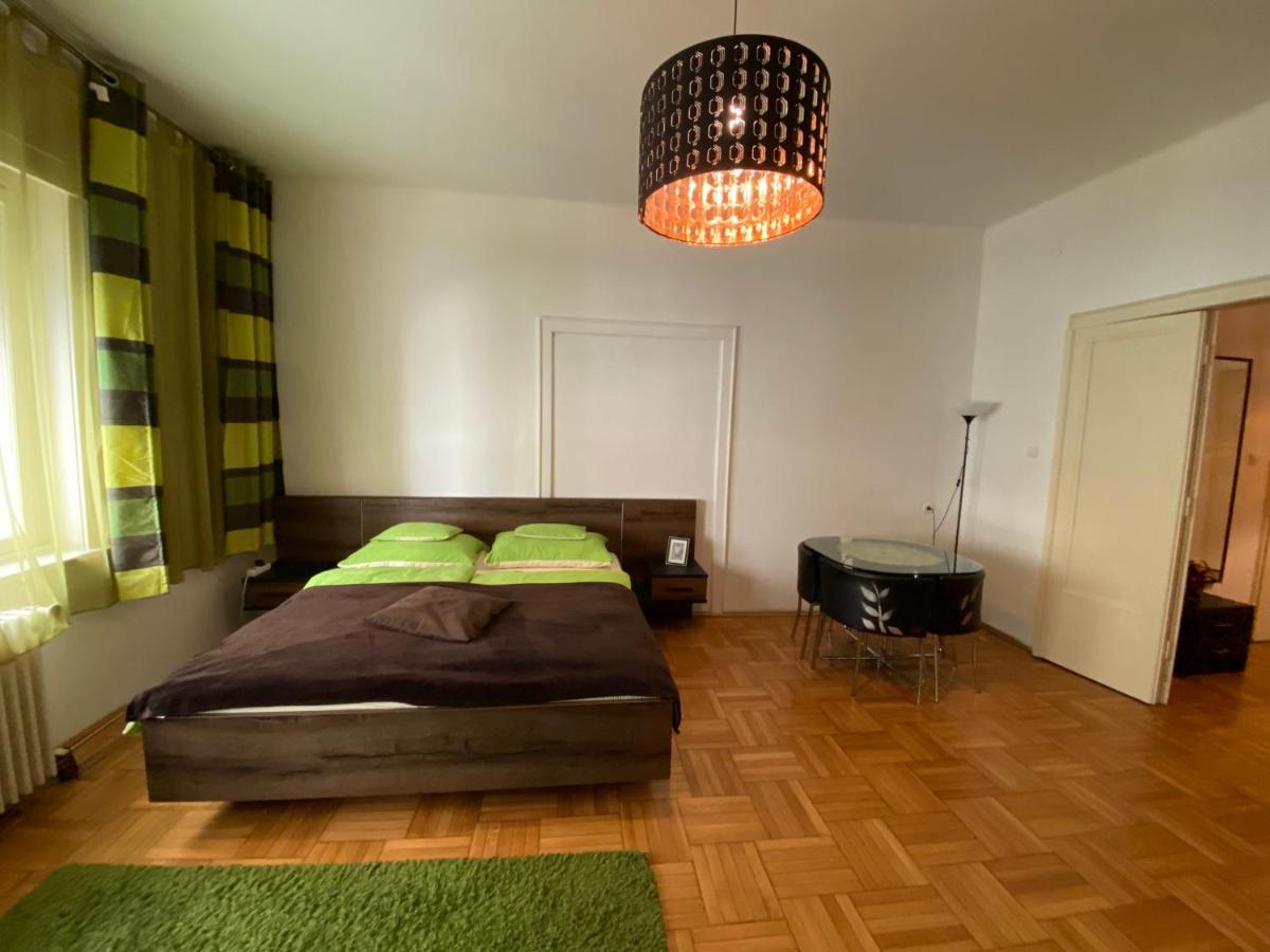בודפשט Apartment And Rooms Heart Of The City מראה חיצוני תמונה