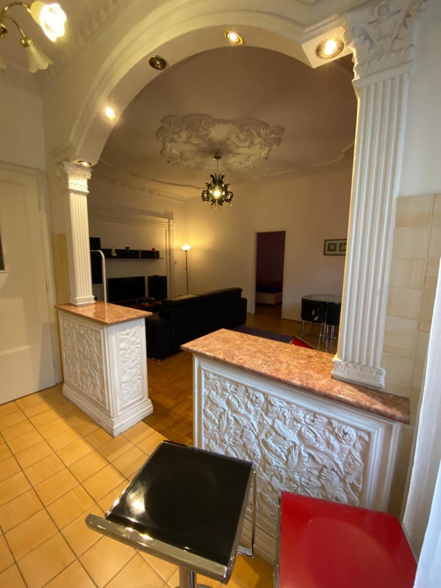 בודפשט Apartment And Rooms Heart Of The City מראה חיצוני תמונה